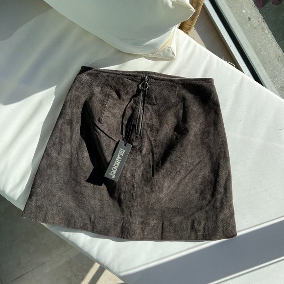 NWT Blank NYC Venice Beach Grey Suede 100% Leather Mini Skirt Sz 24 - Picture 4 of 4